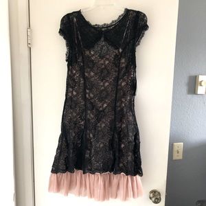 Jessica Simpson lace and ruffled dress